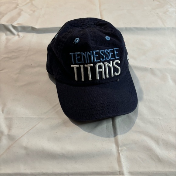 Tennessee Titans Hat Cap Infant Baby One Size NFL TEAM Apparel - Picture 1 of 4